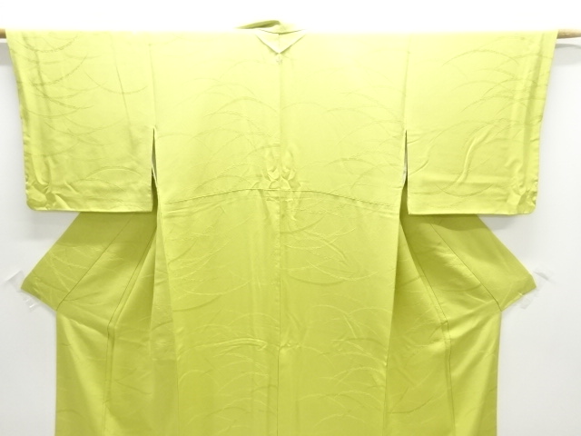  芝草模様織り出し一つ紋色無地着物